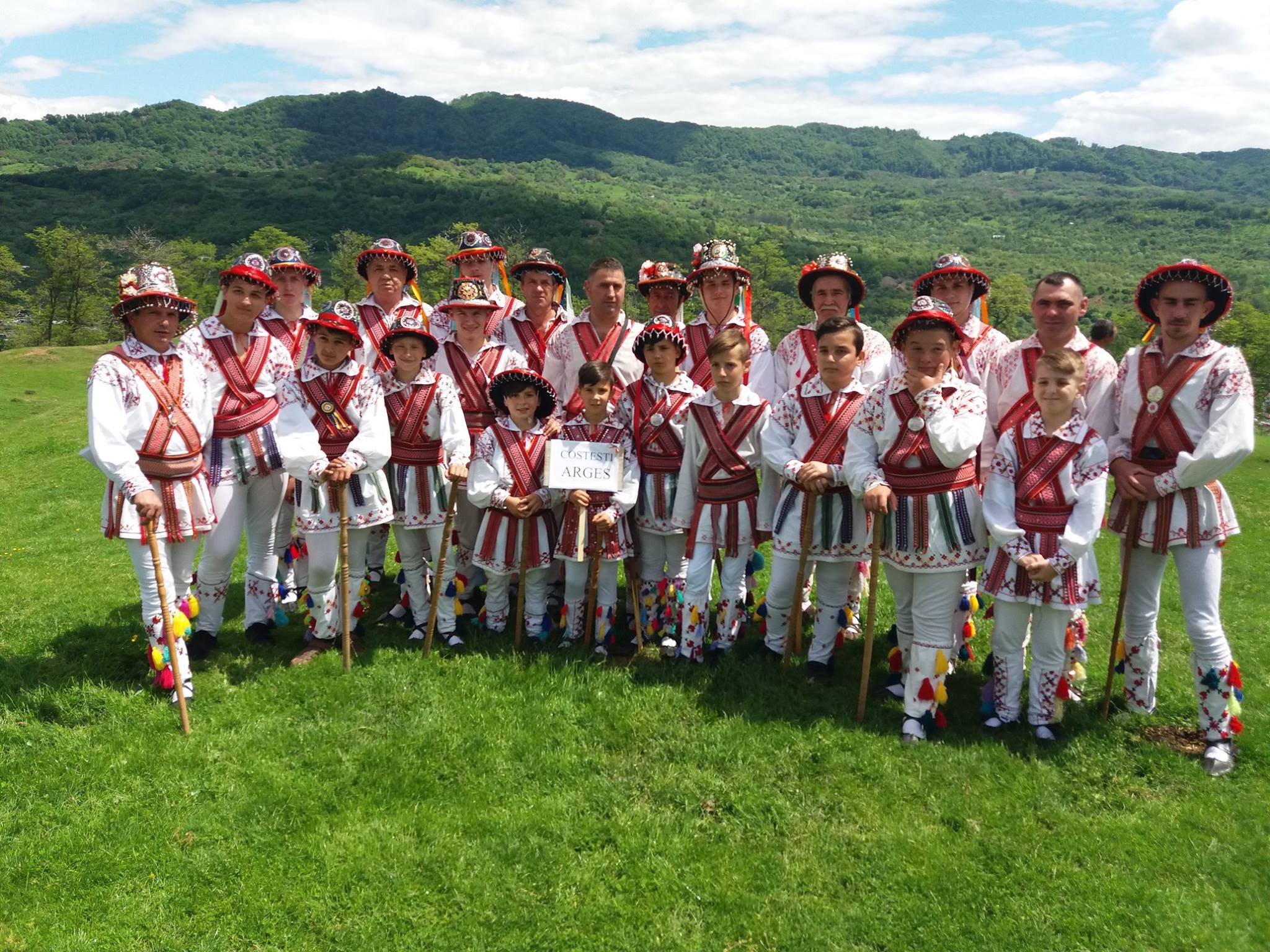 466730981_10225937894742734_6026126140312081551_n Tradițiile din Corbi – Moștenire Culturală și Pitoresc Pastoral