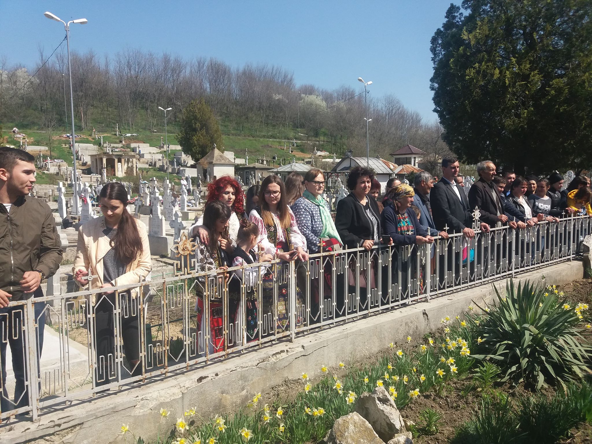 30125405_10211152422115159_1569276549_o Comemorare 88 ani de la tragedia din Costești, când a ars Biserica din lemn la data de 18 aprilie 1930, în Vinerea Patimilor.