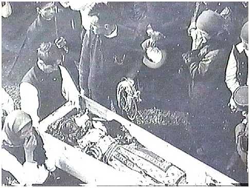 fetita Comemorarea a 92 de ani de la „Incendiul din Vinerea Mare” de la Costești, una dintre marile tragedii ale României interbelice