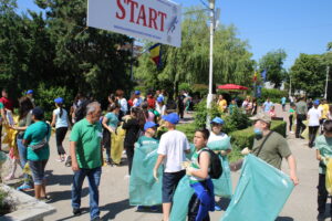 IMG_8347-300x200 Orașul Costești participă sâmbătă, 18 septembrie, la acțiunea de Ecologizare Let's Do it, România, Ziua de Curățenie Națională!