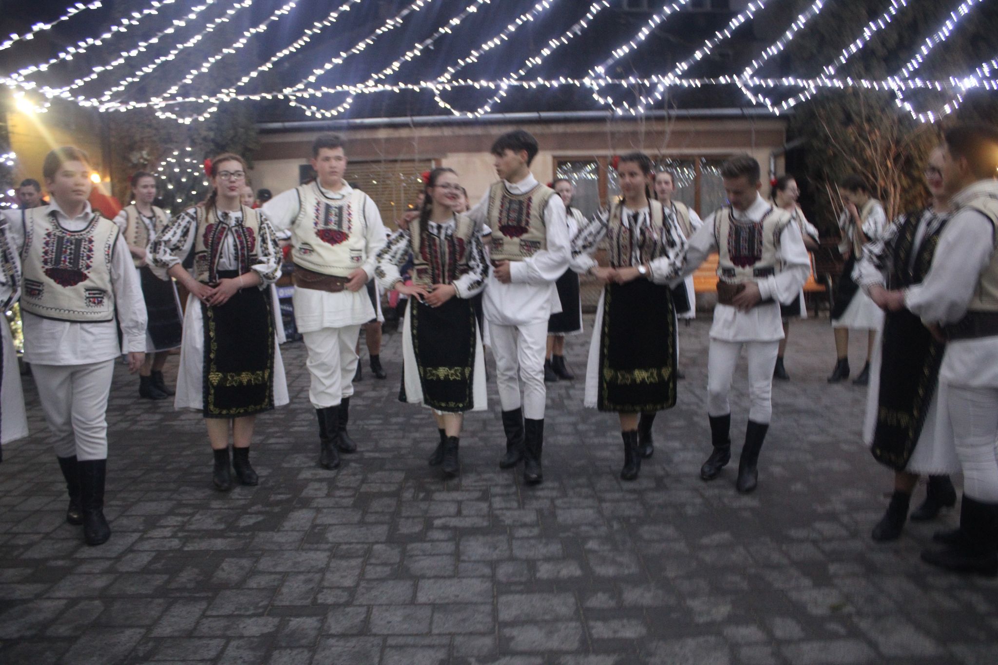 263173664_273004998213134_7301522970364554937_n Proiectul Național de studiu al folclorului coregrafic românesc „Mlădițe românești” Ediția a V-a , 8-12 decembrie 2021 – Întorsura Buzăului, Covasna