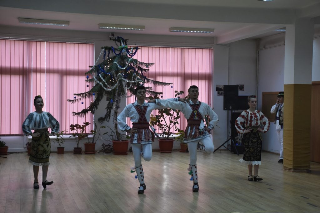 266158512_5219626124717699_7231745960099618734_n Proiectul Național de studiu al folclorului coregrafic românesc „Mlădițe românești” Ediția a V-a , 8-12 decembrie 2021 – Întorsura Buzăului, Covasna