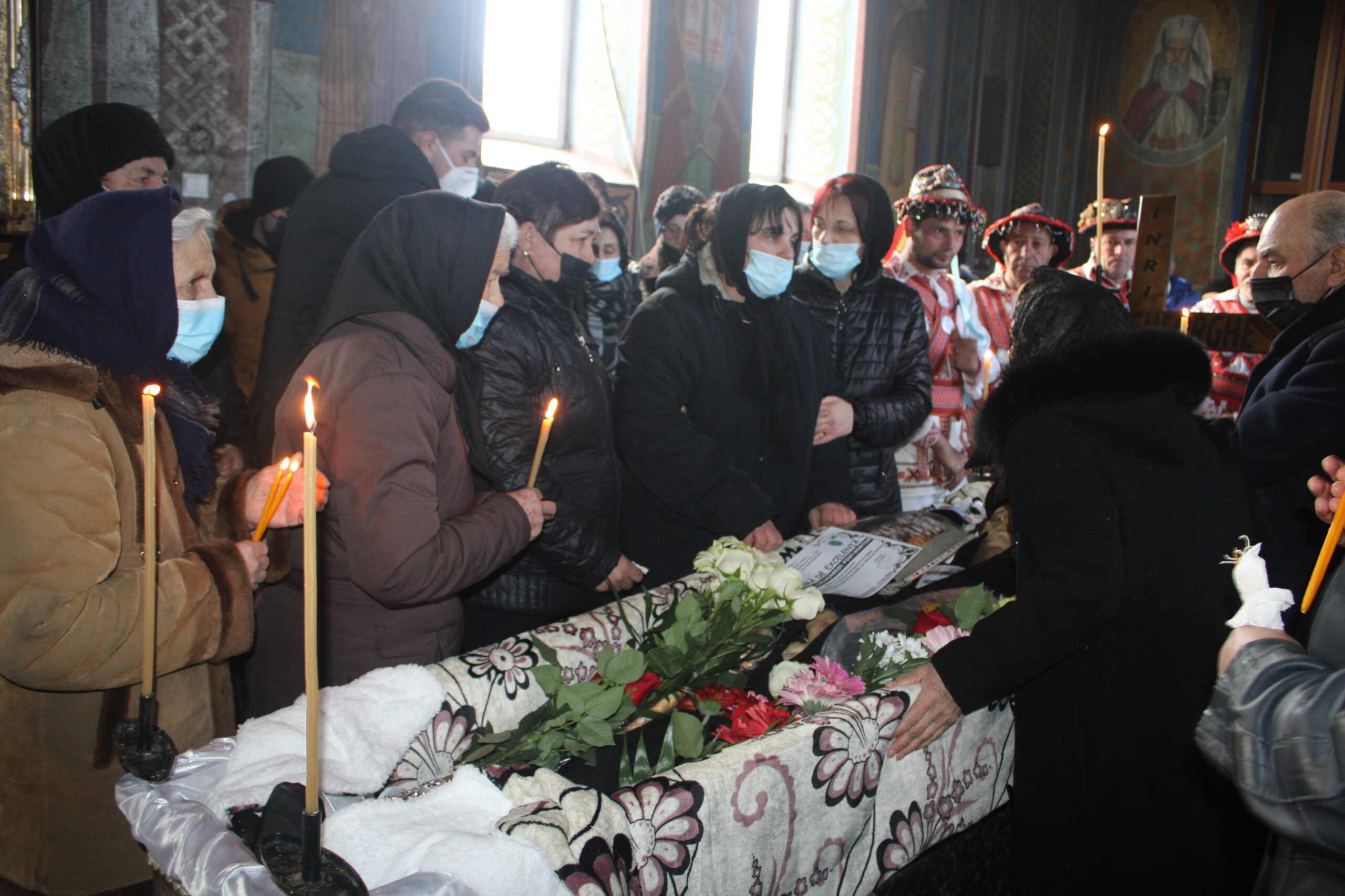 IMG_8542-scaled Gigi Marga condus pe ultimul drum în strigătele călușarilor