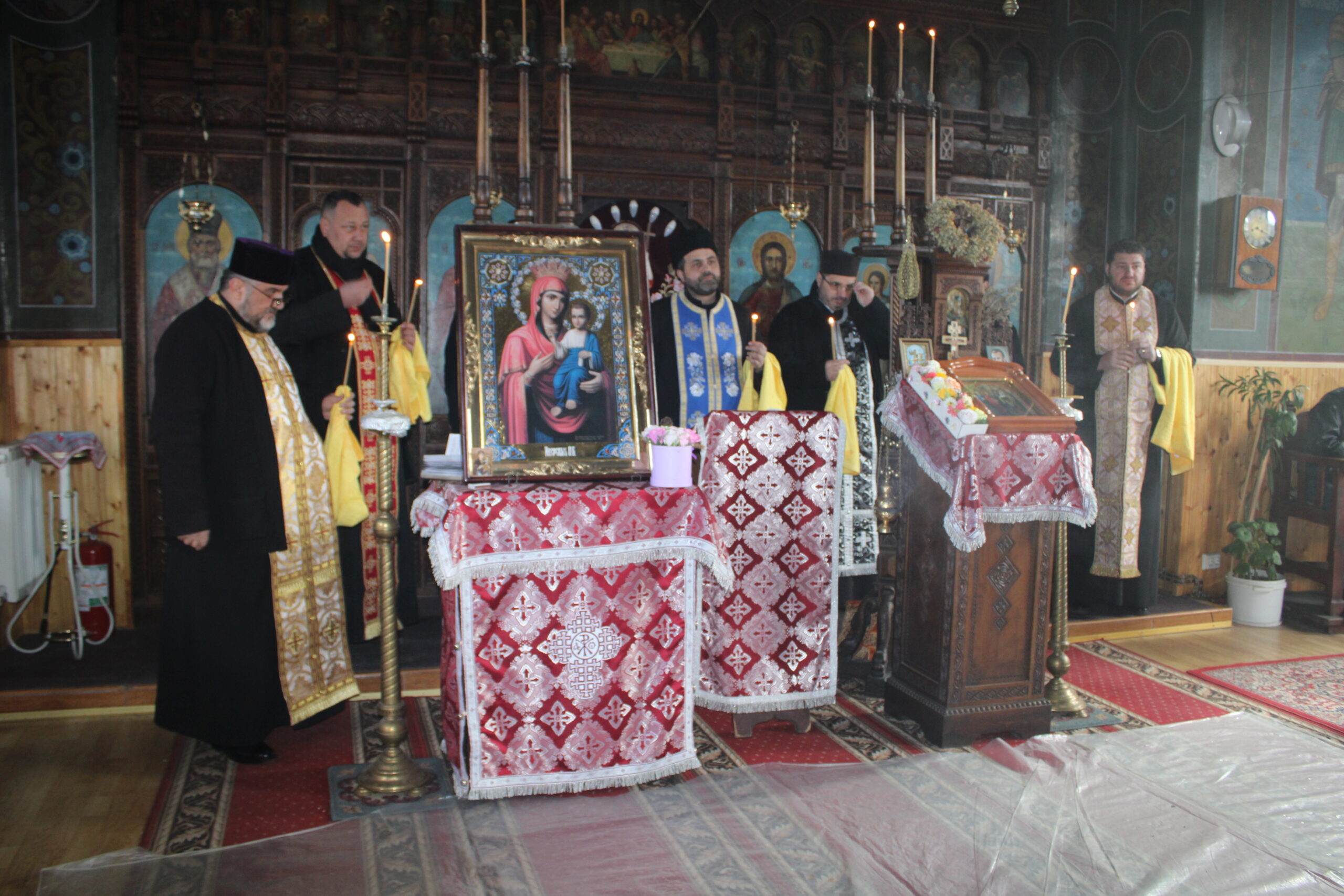 IMG_8544-scaled Gigi Marga condus pe ultimul drum în strigătele călușarilor