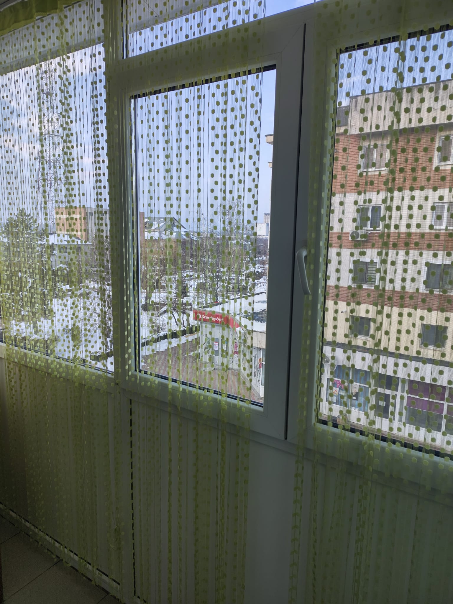 WhatsApp-Image-2025-08-27-at-12.29.15-1 Vând apartament , zonă centrală, lângă CEC Bank Costești