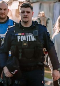 Alin Gabriel MATEI – artistul care a încântat publicul la Toamna Piteșteană și polițistul care a salvat o viață! – 7088cca3-276c-4dbf-b4f8-9529f0586125